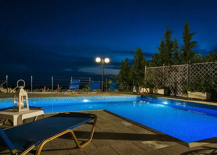 别墅 Thalia 特拉佩扎奇